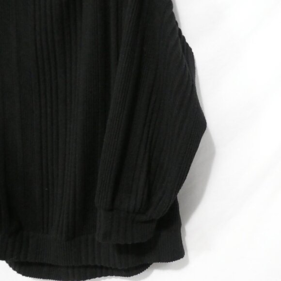SHEIN - Curve | 2XL | Chic Soft Ribbed Black Cut-Out Shoulder Sweater - Picture 8 of 14